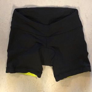 Lululemon Pedal Pace Biking shorts. Size 6.
